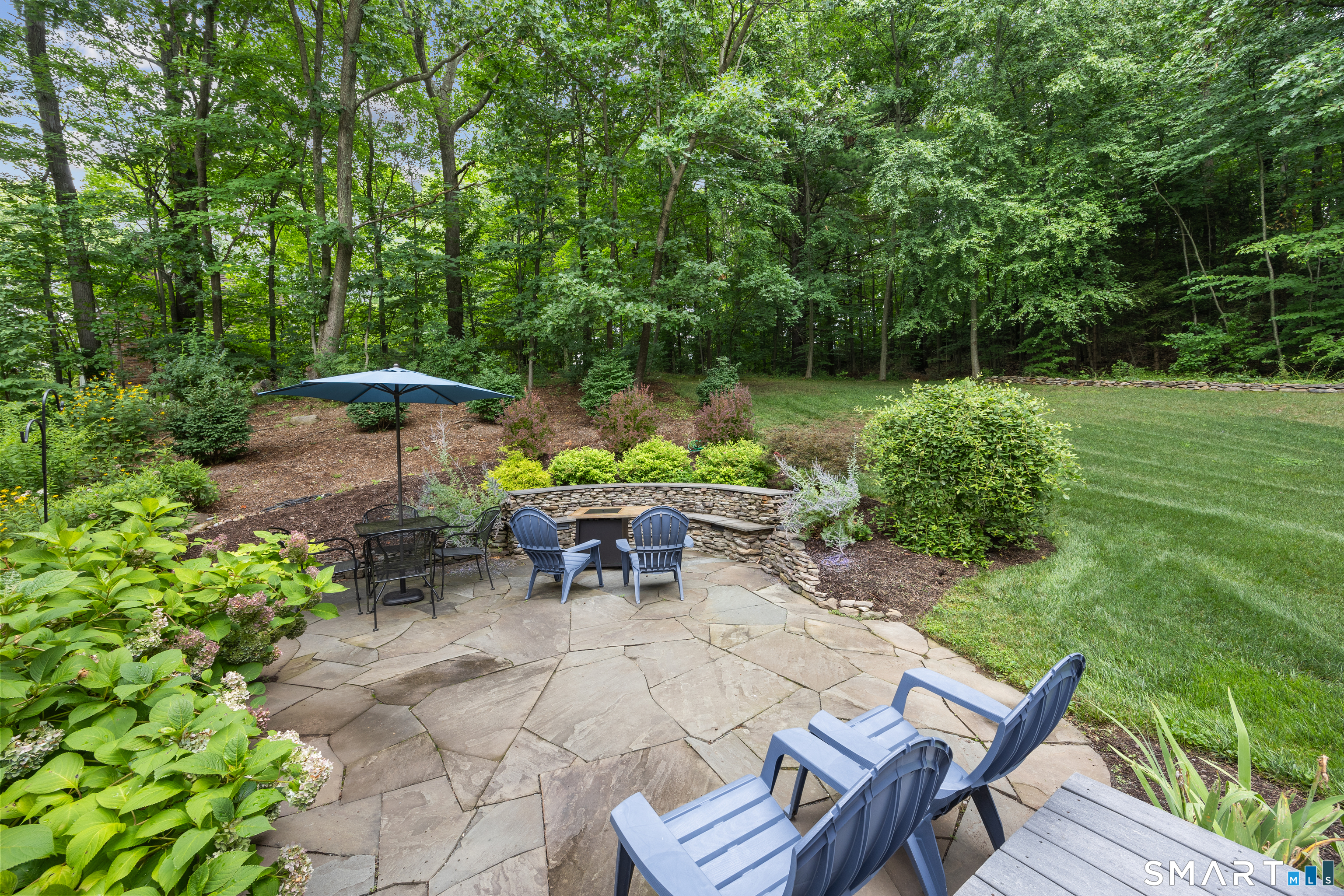 270 Guinevere Ridge Cheshire CT 06410
