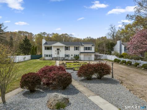 14 Old Black Point Road East Lyme CT 06357