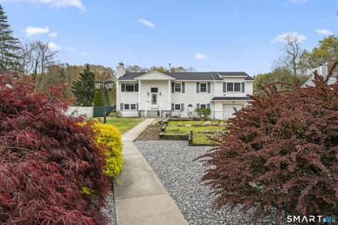 14 Old Black Point Road East Lyme CT 06357