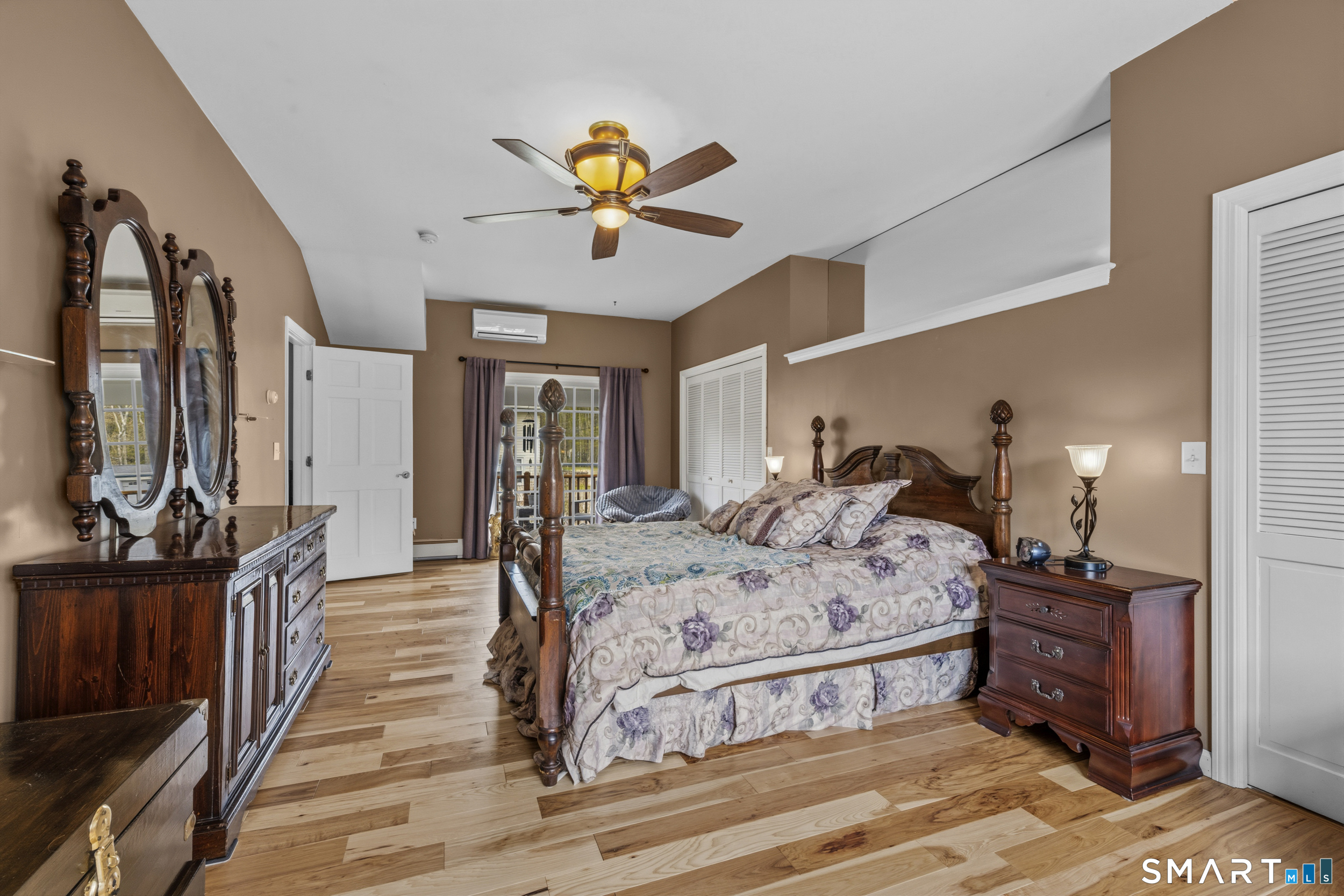 14 Old Black Point Road East Lyme CT 06357