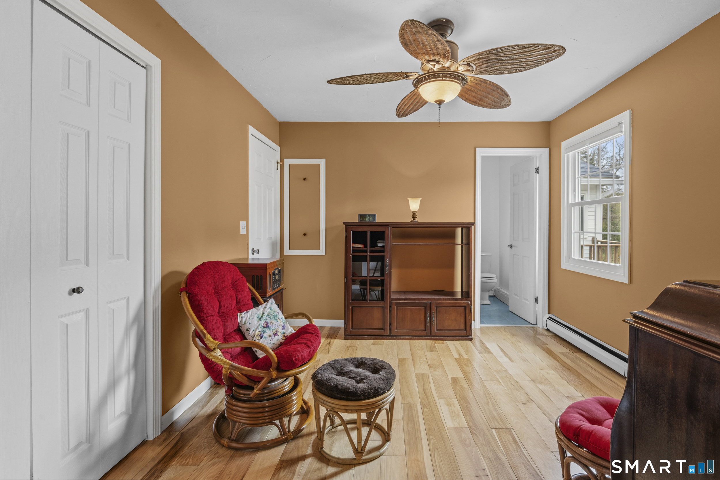 14 Old Black Point Road East Lyme CT 06357