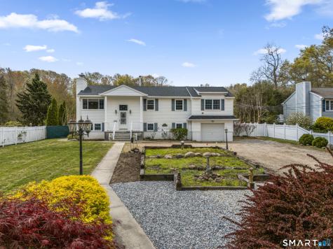14 Old Black Point Road East Lyme CT 06357