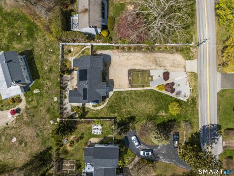 14 Old Black Point Road East Lyme CT 06357