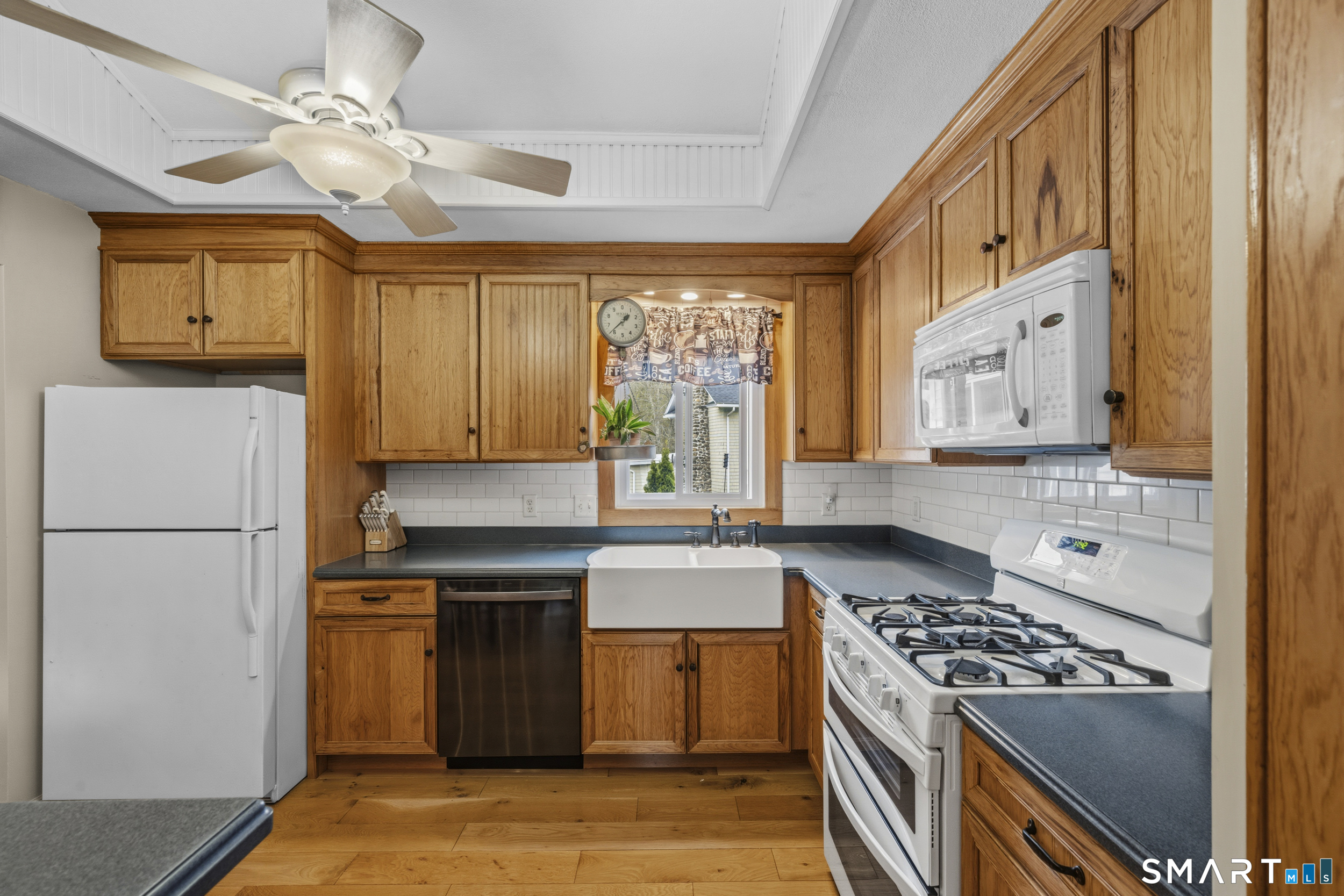 14 Old Black Point Road East Lyme CT 06357