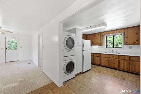 186 Jackson Drive Suffield CT 06093