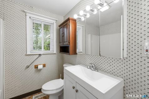 186 Jackson Drive Suffield CT 06093