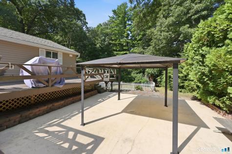 186 Jackson Drive Suffield CT 06093