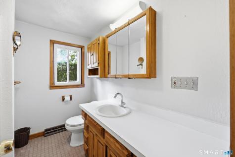 186 Jackson Drive Suffield CT 06093