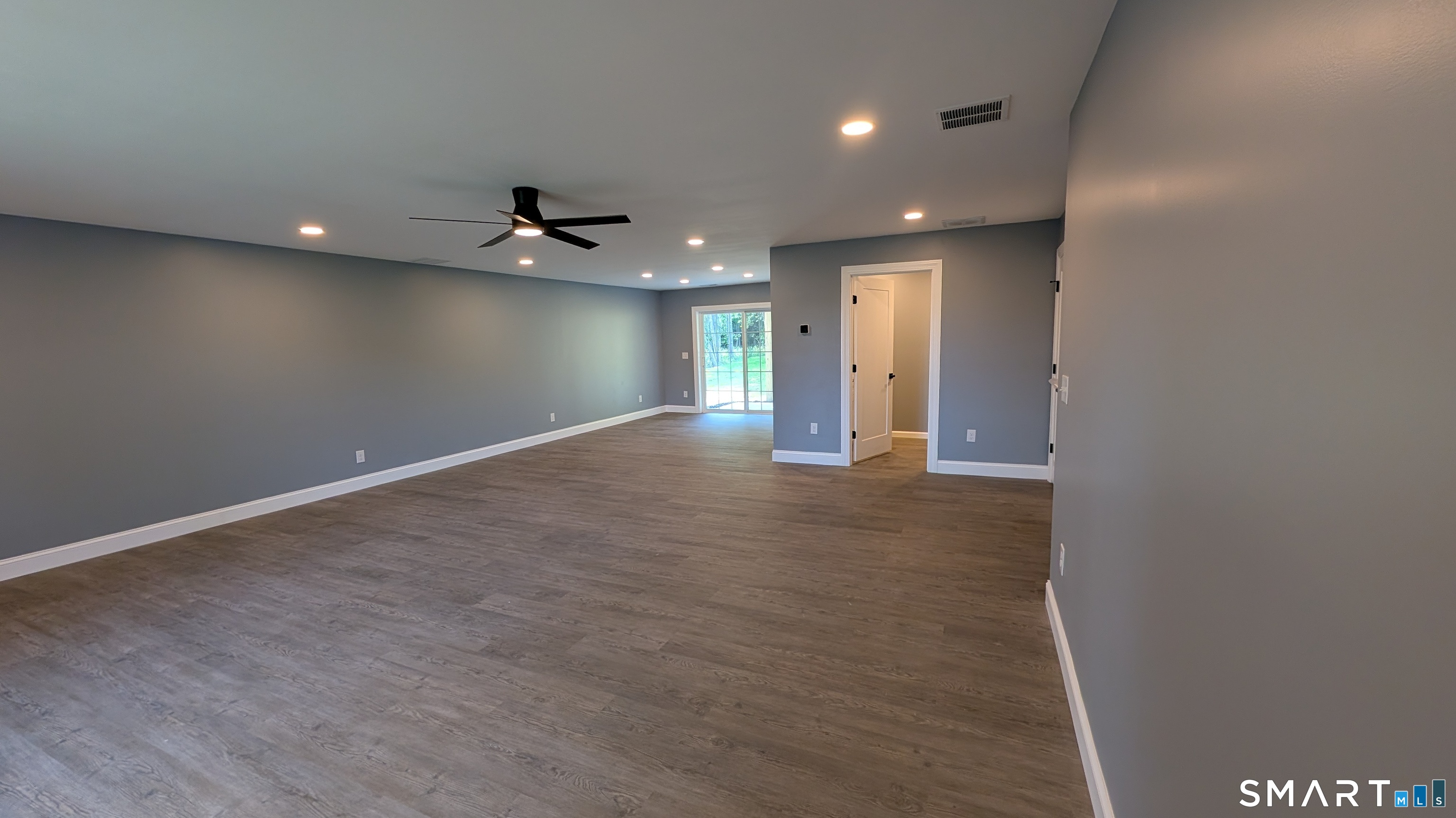 544 Wintergreen Avenue Hamden CT 06514