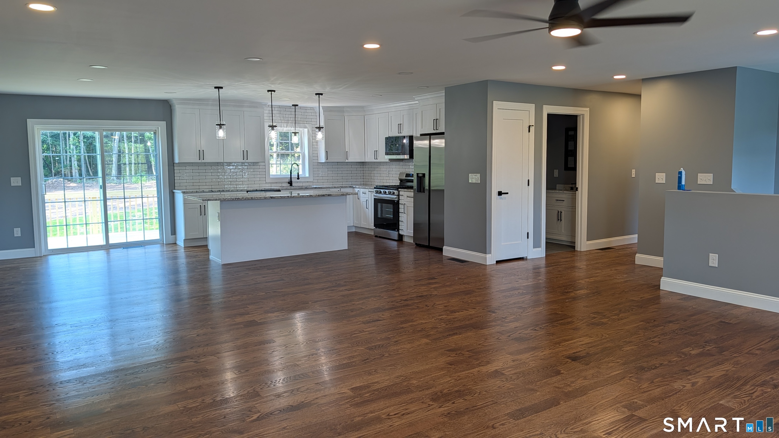 544 Wintergreen Avenue Hamden CT 06514