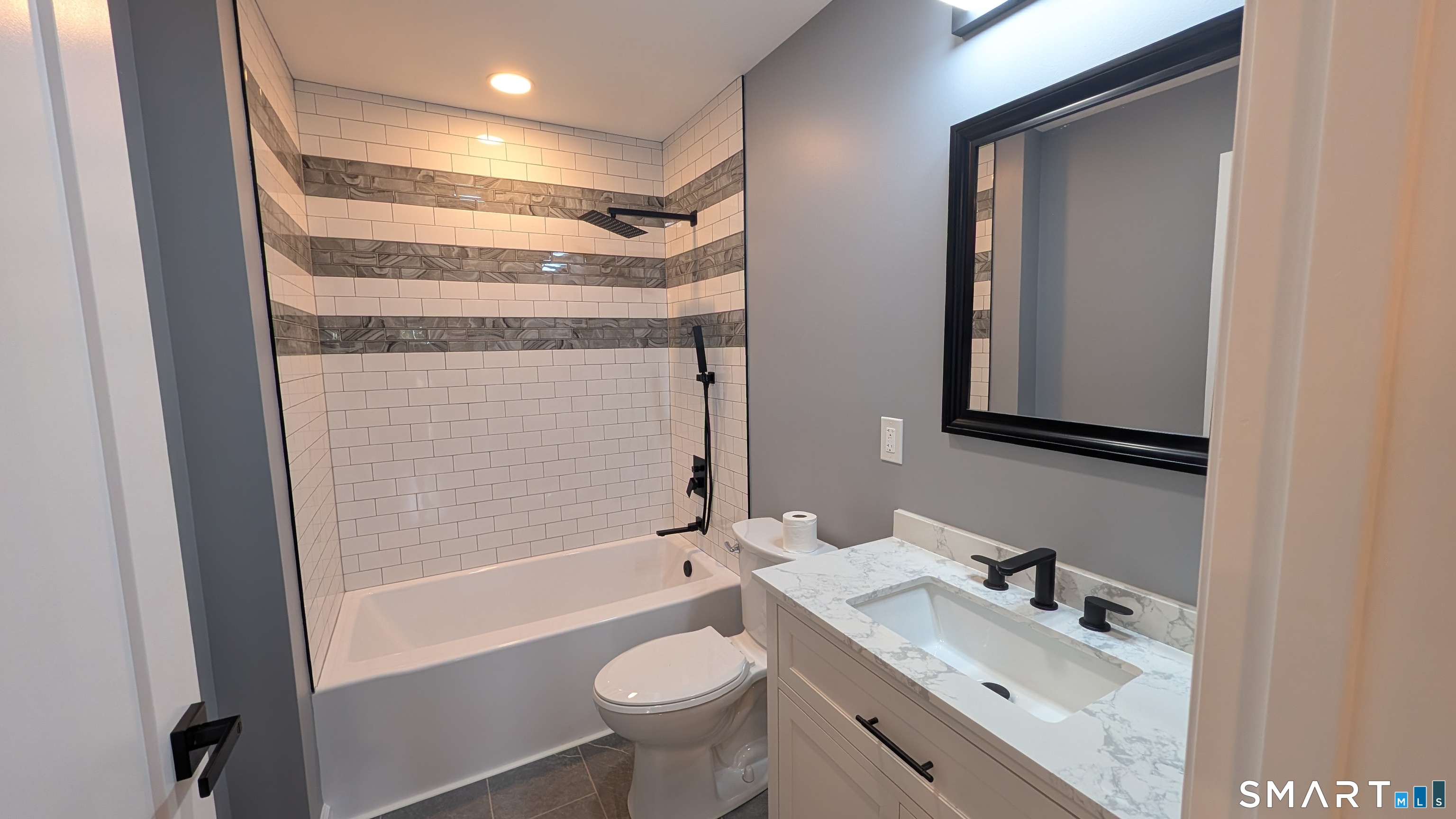 544 Wintergreen Avenue Hamden CT 06514