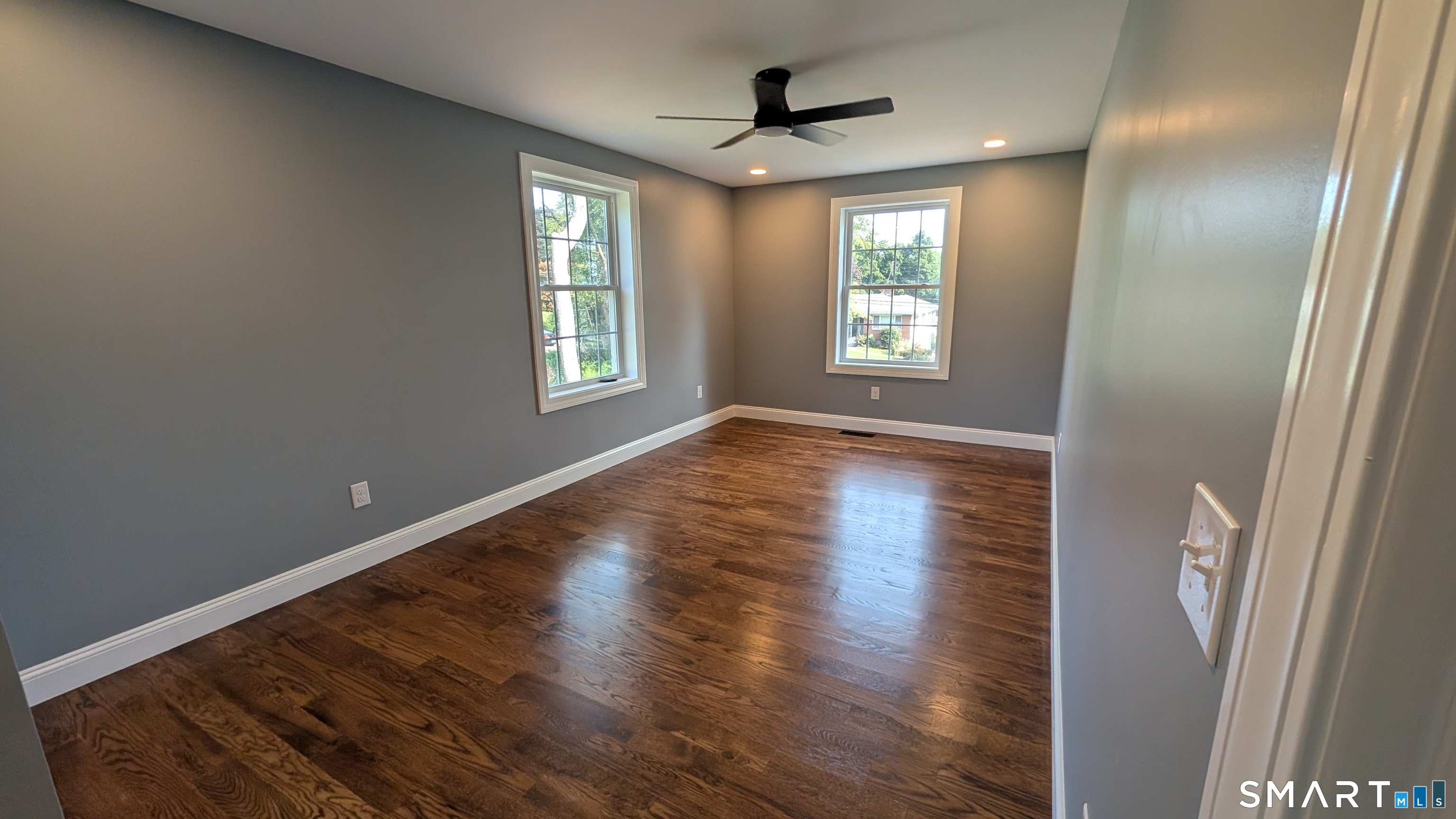 544 Wintergreen Avenue Hamden CT 06514