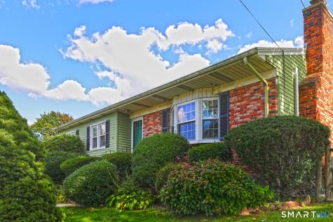 1 Sunflower Circle West Haven CT 06516