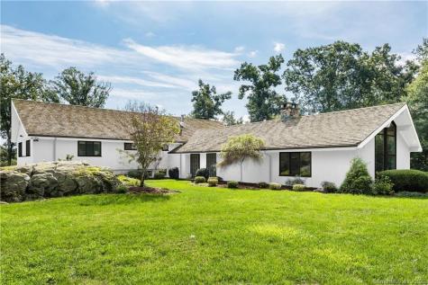 84 Burning Tree Road Greenwich CT 06830