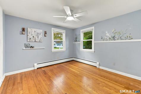 15 Kingsbury Avenue Vernon CT 06066
