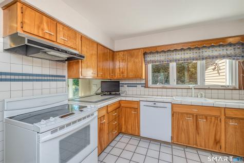 48 Meadow Lane Manchester CT 06040