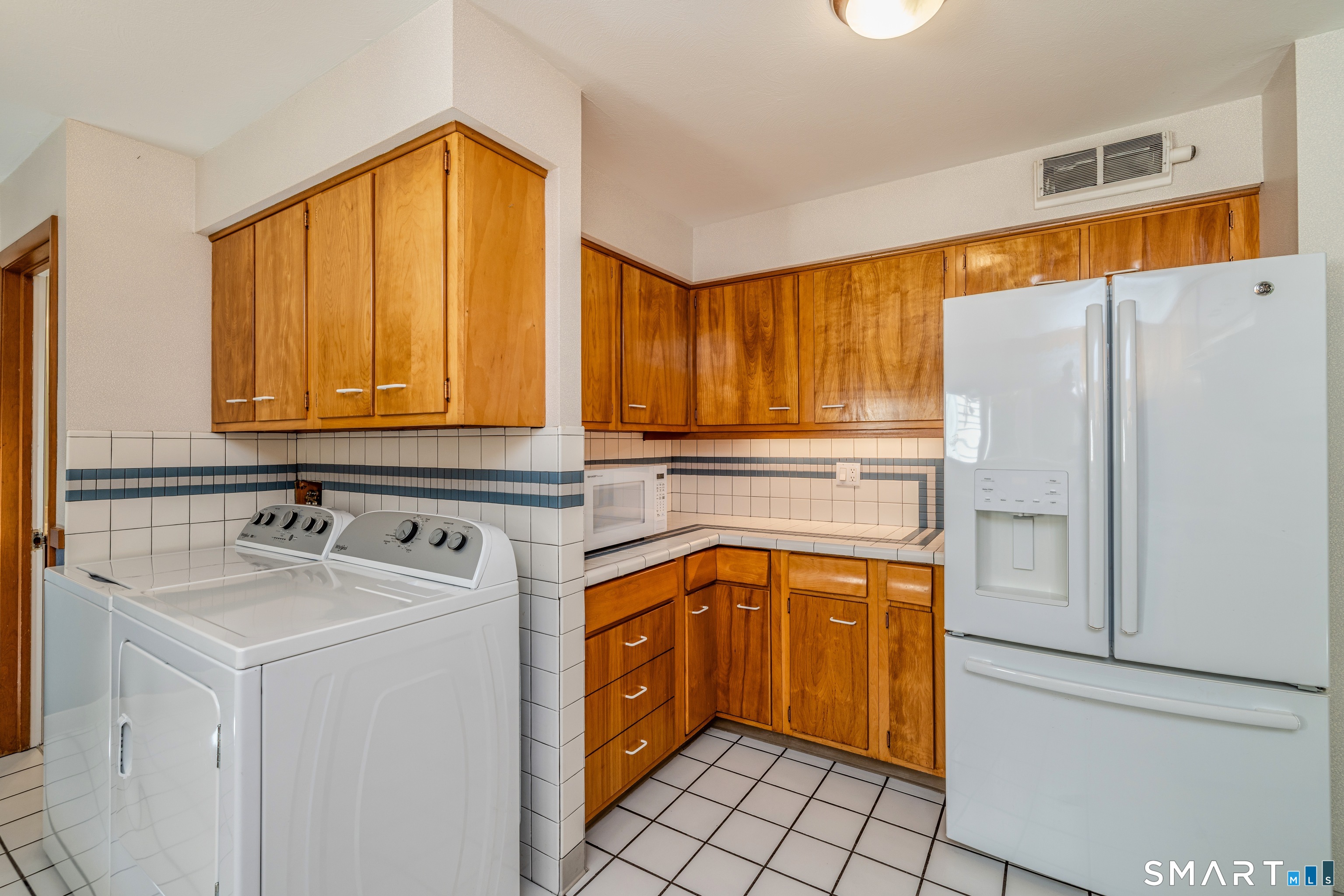 48 Meadow Lane Manchester CT 06040