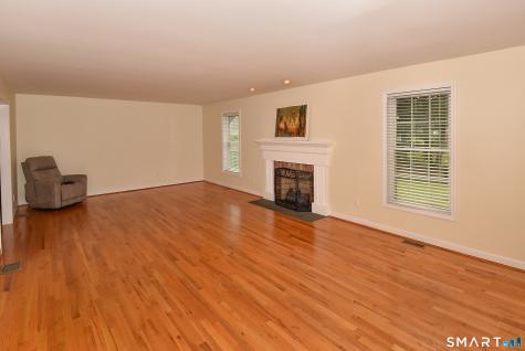 10 Coughlin Road Manchester CT 06040