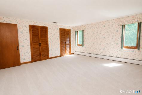 62 Newgate Road East Granby CT 06026