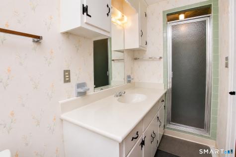 62 Newgate Road East Granby CT 06026