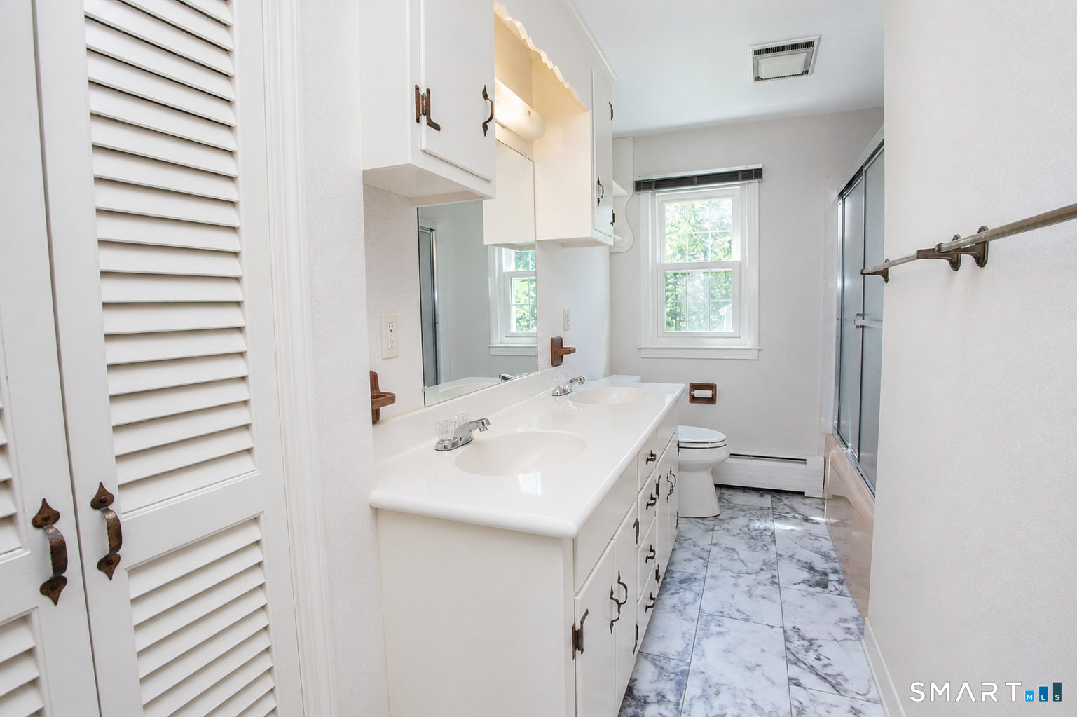 62 Newgate Road East Granby CT 06026