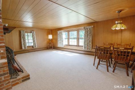 62 Newgate Road East Granby CT 06026