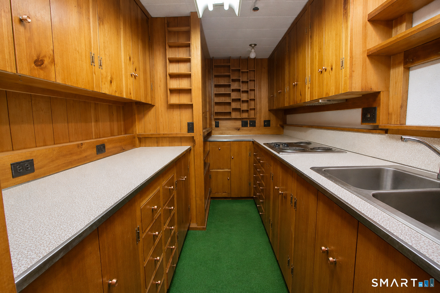 62 Newgate Road East Granby CT 06026
