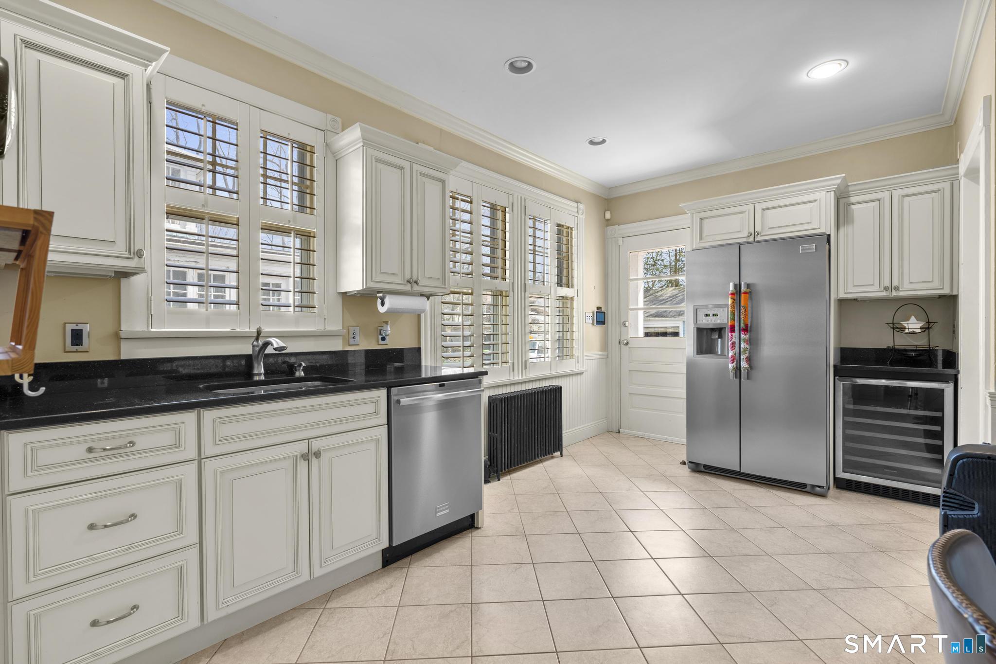 65 Brooklawn Place Bridgeport CT 06604