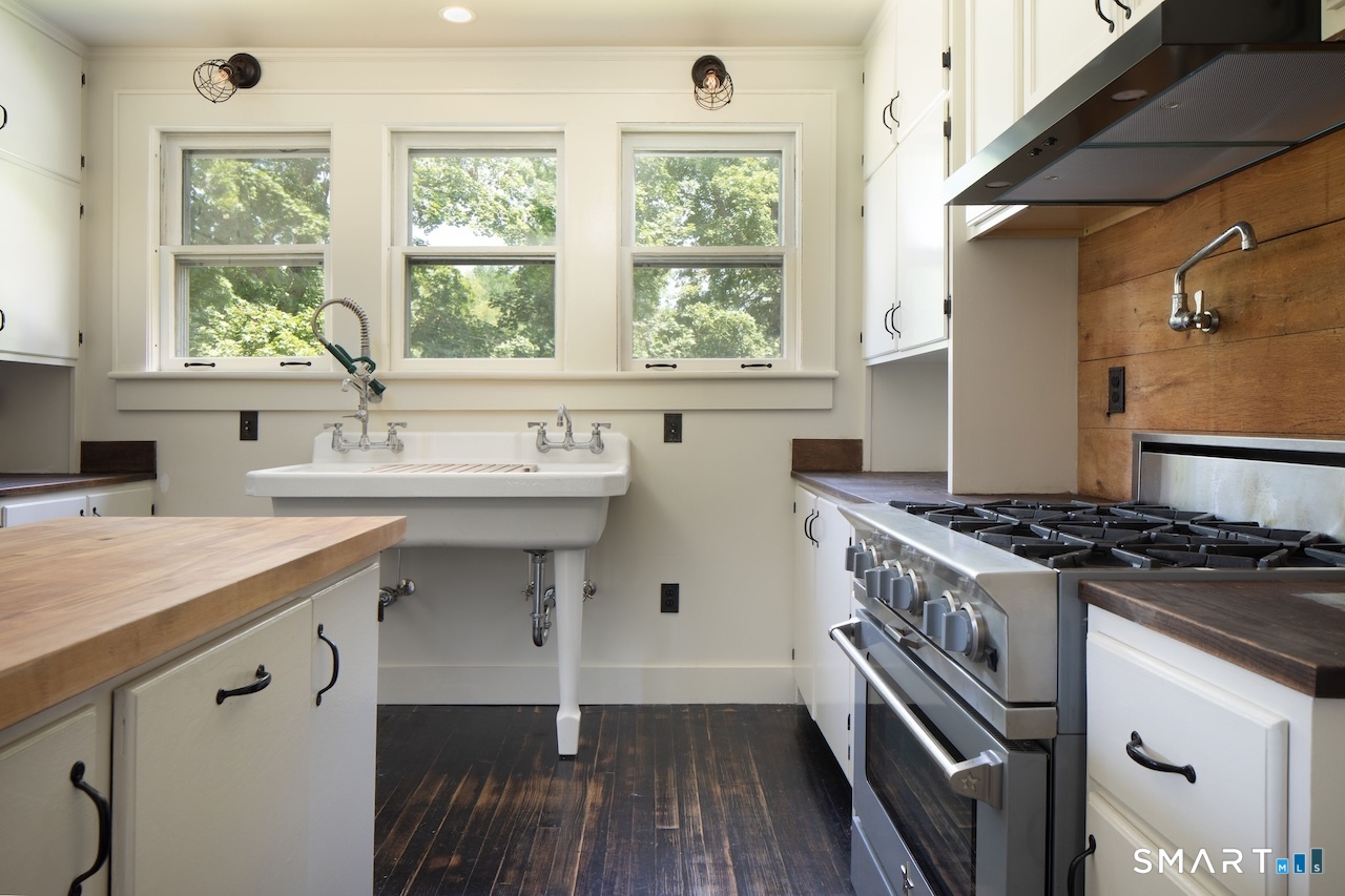 56 East Main Street Salisbury CT 06068