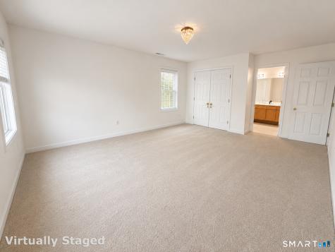 24 Round Hill Road Manchester CT 06040