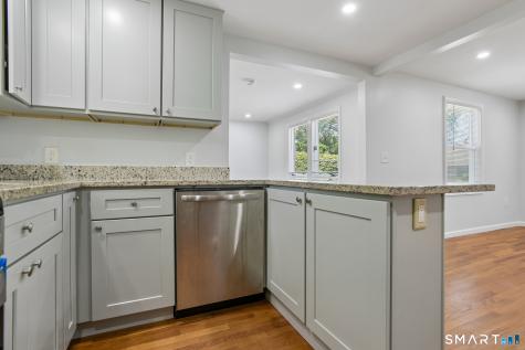 34 Lincoln Street North Haven CT 06473