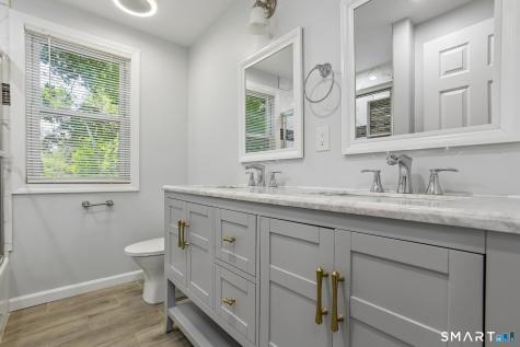 34 Lincoln Street North Haven CT 06473