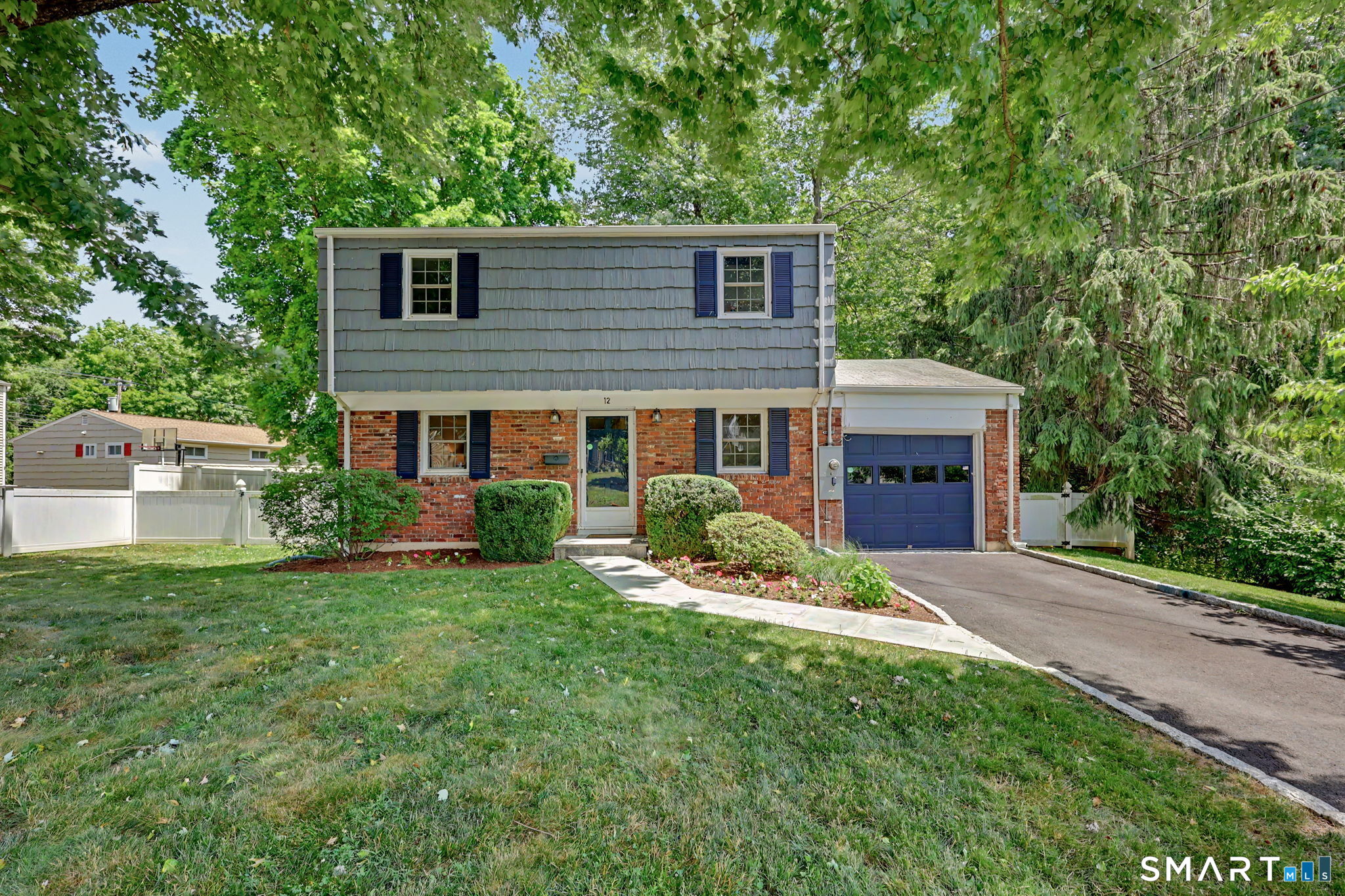 12 Regent Court Stamford CT 06907