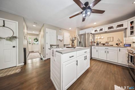 164 Kingswood Drive Naugatuck CT 06770