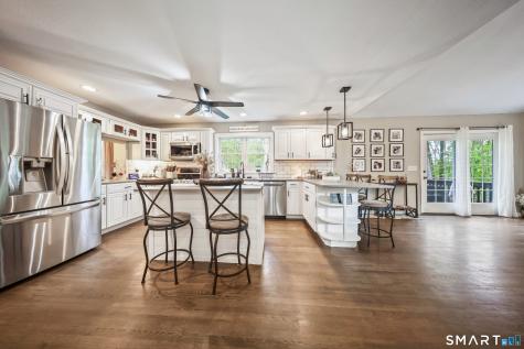 164 Kingswood Drive Naugatuck CT 06770