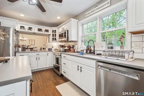 164 Kingswood Drive Naugatuck CT 06770