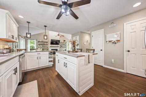 164 Kingswood Drive Naugatuck CT 06770