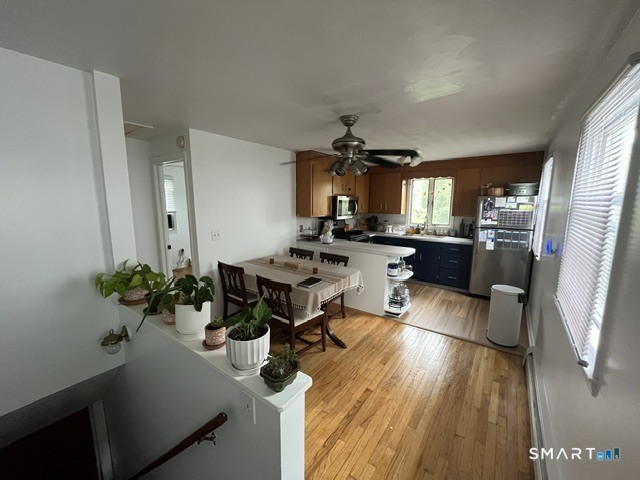12 Pleasant Street New London CT 06320
