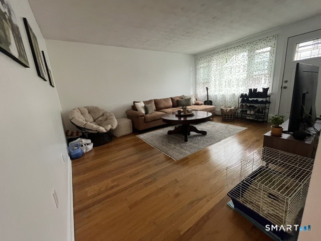 12 Pleasant Street New London CT 06320