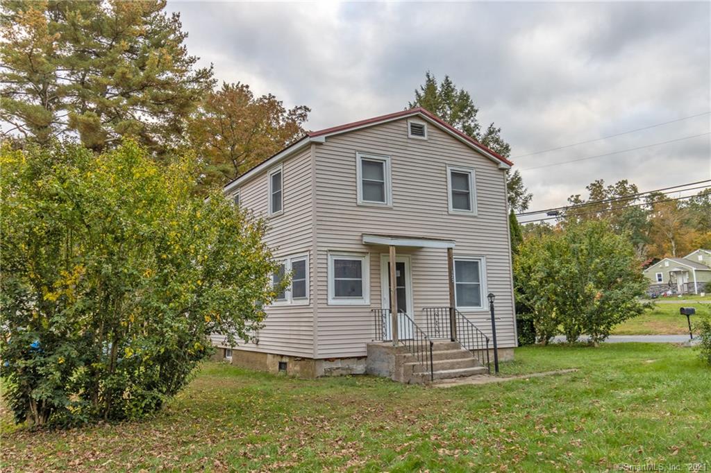 122 Colchester Avenue East Hampton CT 06424