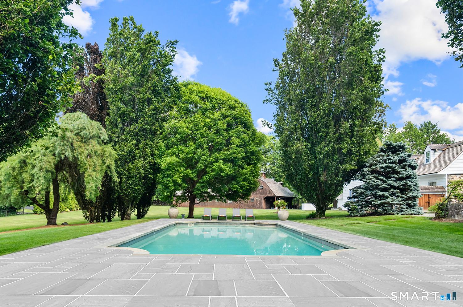 420 Morehouse Lane Fairfield CT 06890