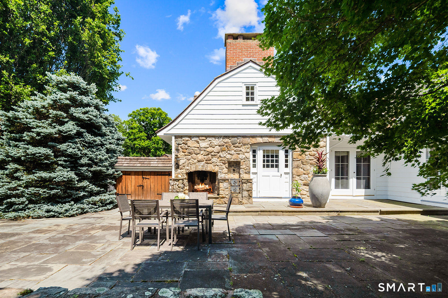 420 Morehouse Lane Fairfield CT 06890