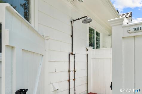 420 Morehouse Lane Fairfield CT 06890