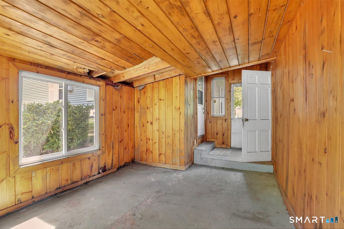 33 Horton Road Manchester CT 06042