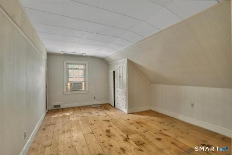 33 Horton Road Manchester CT 06042