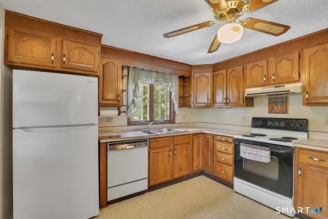 33 Horton Road Manchester CT 06042
