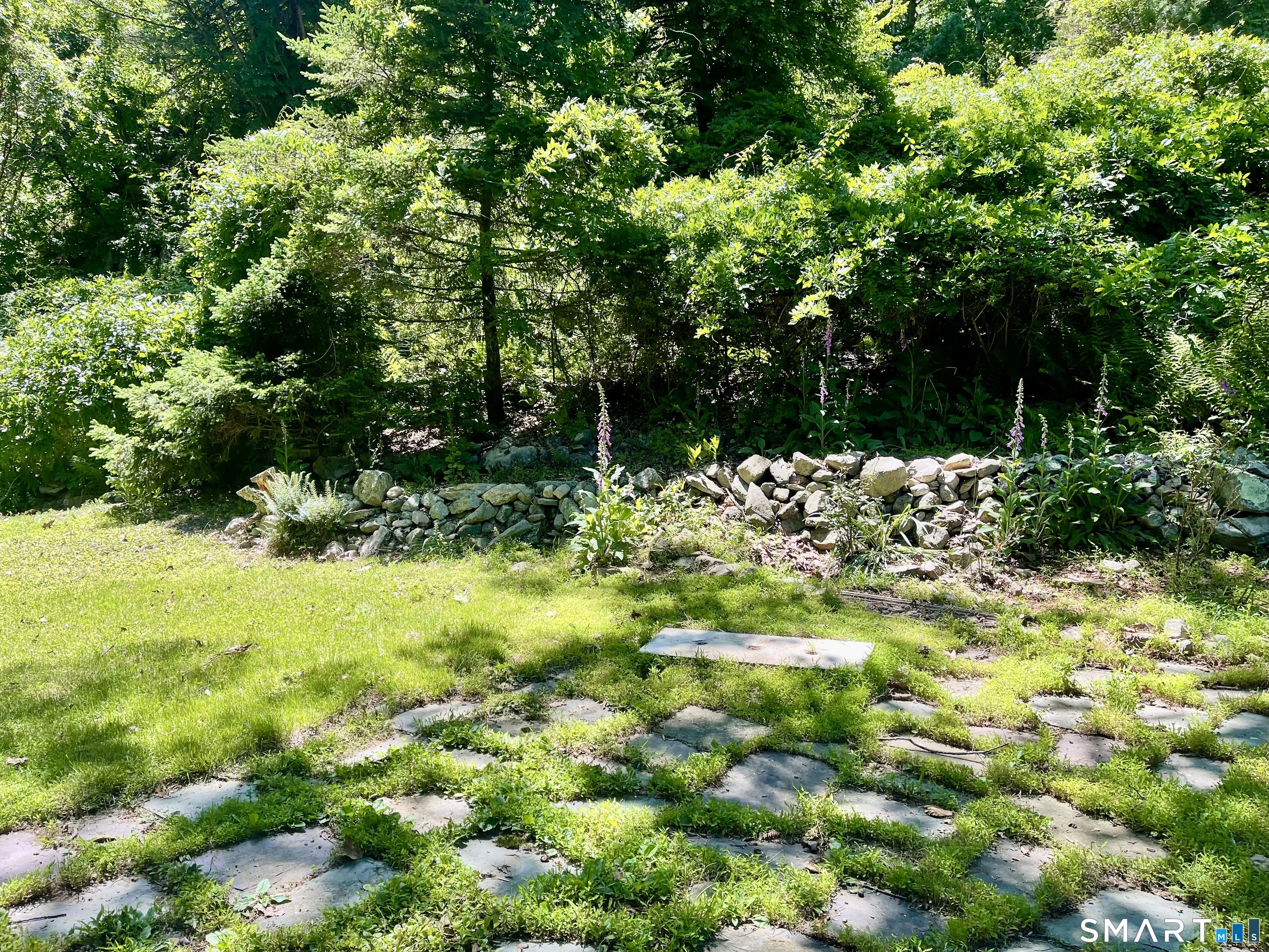 11 Tubbs Spring Drive Weston CT 06883