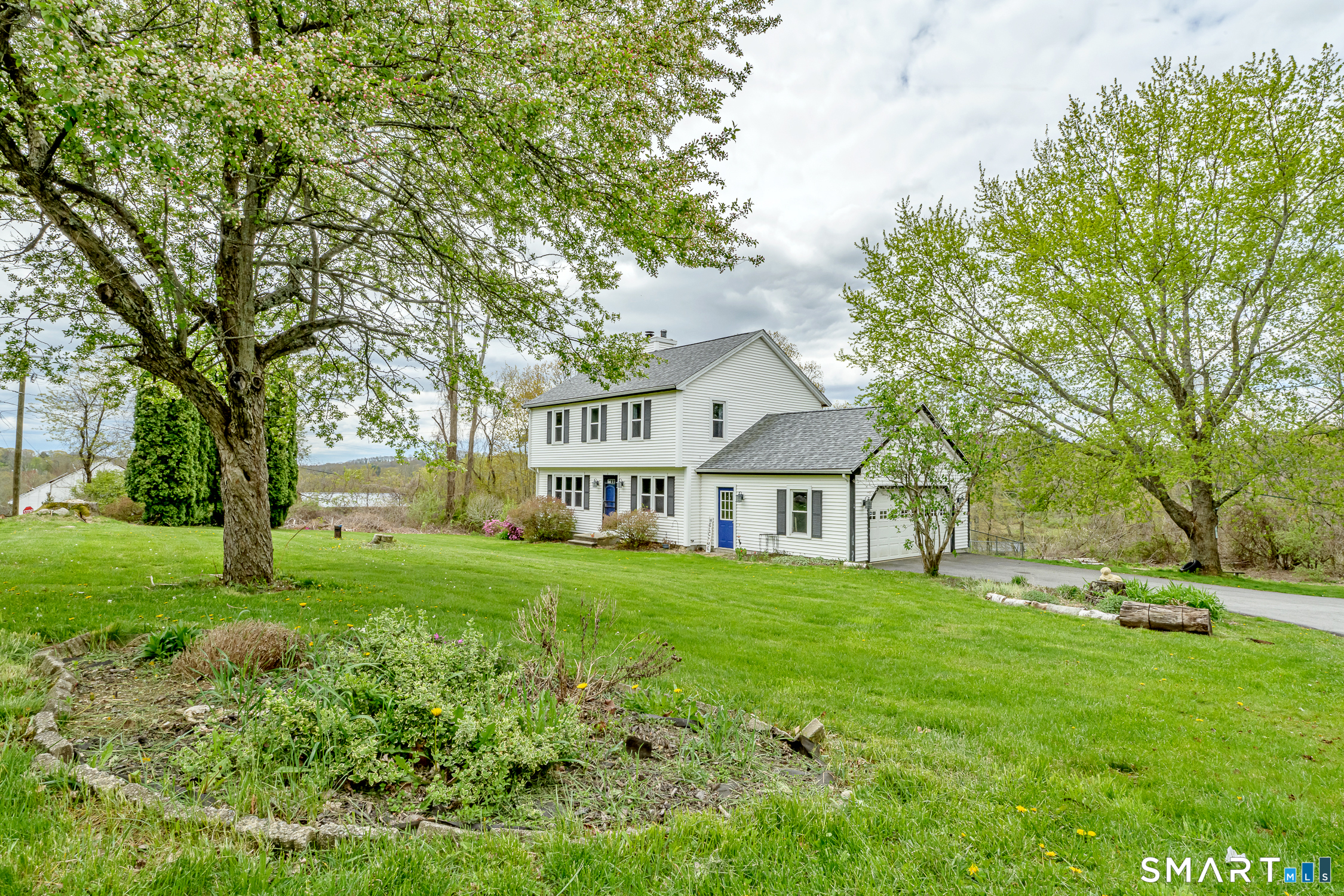 221 Quasset Road Pomfret CT 06259