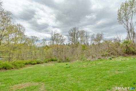 221 Quasset Road Pomfret CT 06259