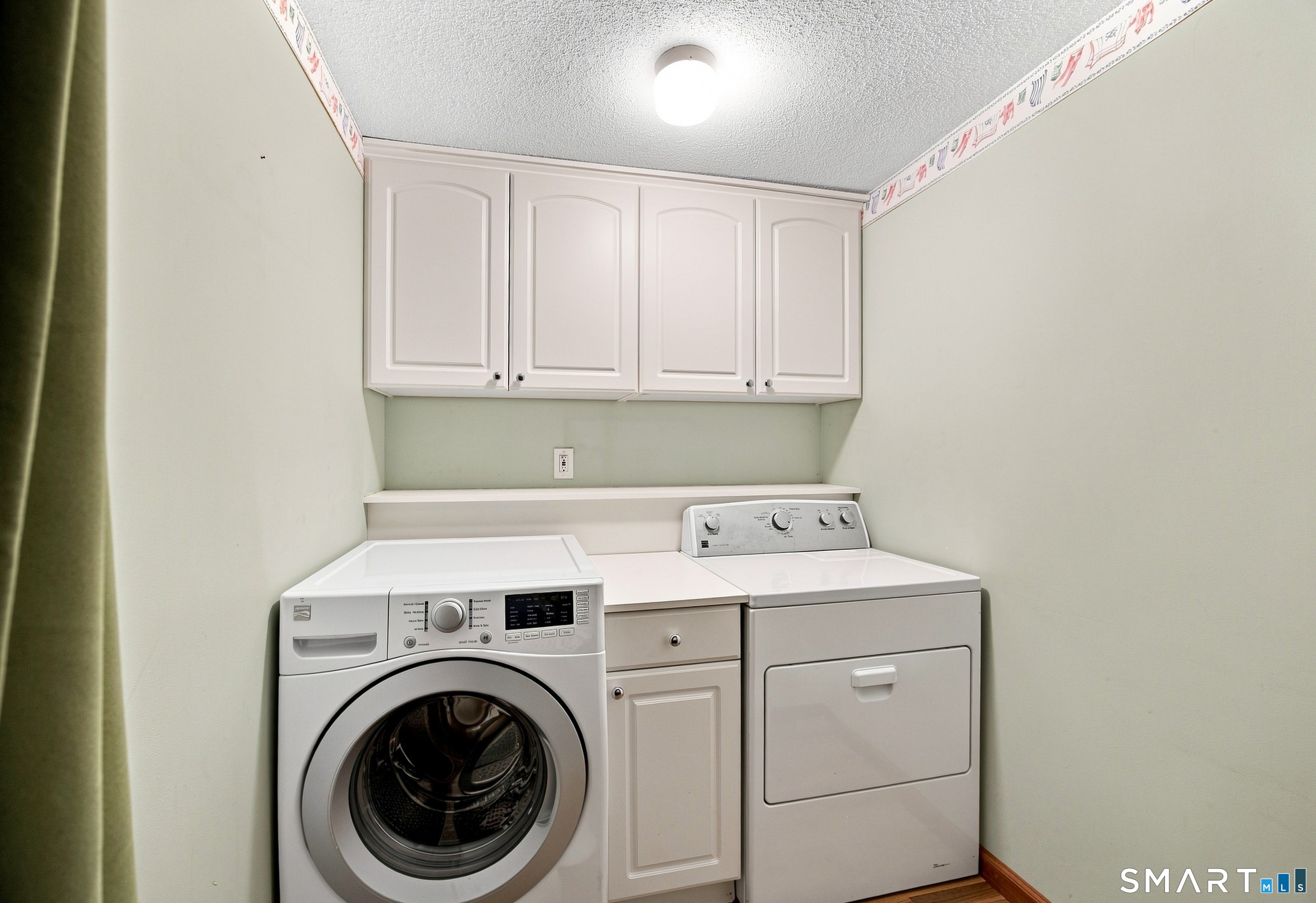 4 Woodland Hollow Street Windsor Locks CT 06096